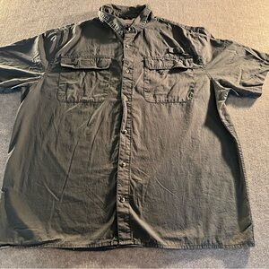 Men's Short Sleeve Button-Up Shirt